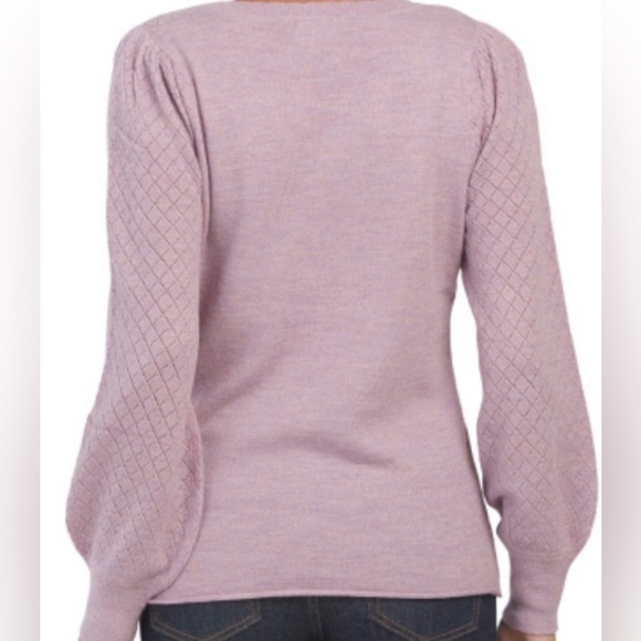 Nicole Miller Fine Merino Wool Pointless lilac Sweater MED NWT - Picture 3 of 11